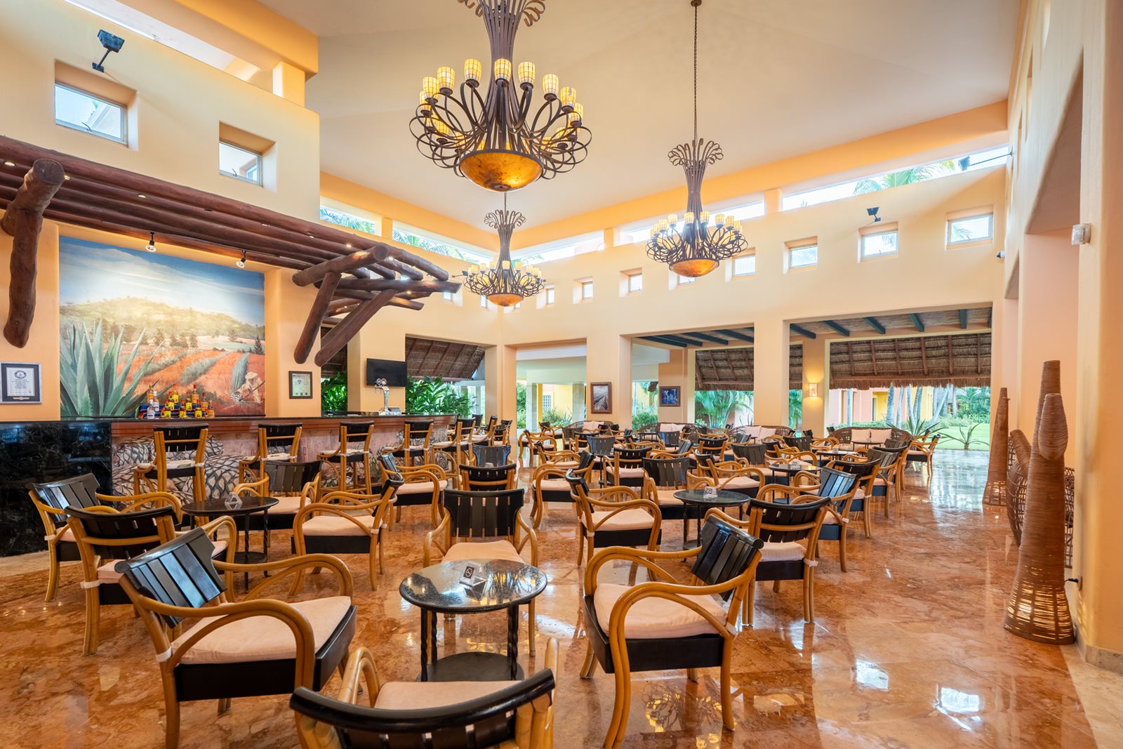 Bar Tropical